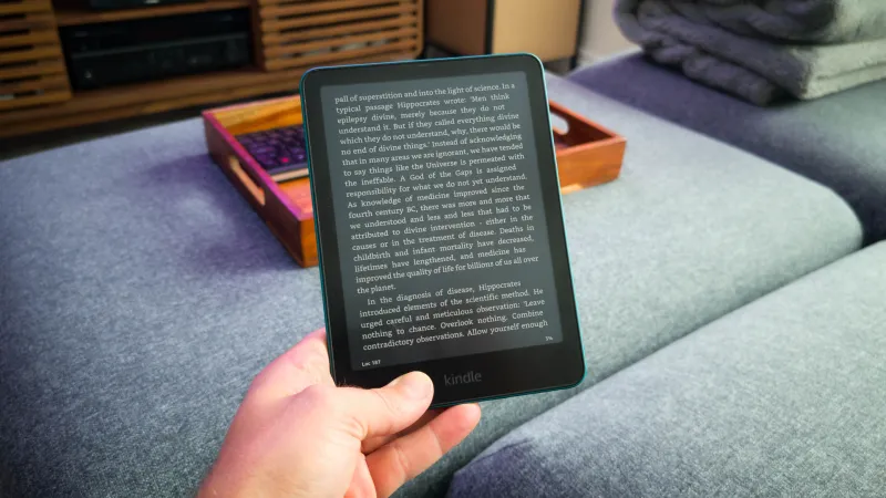 The new Amazon Kindle received over the holidays is already jailbreakable