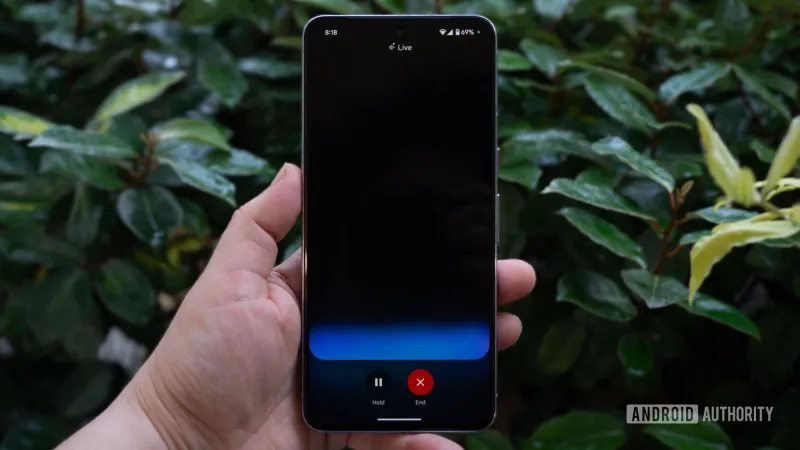 Google Gemini Debuts on iPhones with Siri-Beating Feature